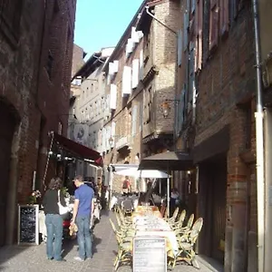 Touristique, Proche De La Cathedrale Appartement